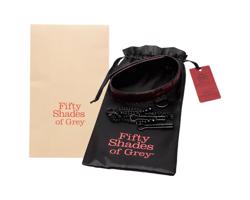 Päťdesiat odtieňov šedej - obojok a klipsy na bradavky (čierno-červené)