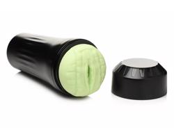 Raptor: Divoká vášeň v čierno-zelenom púzdre!